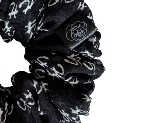 Classic Rose Chic Monogram