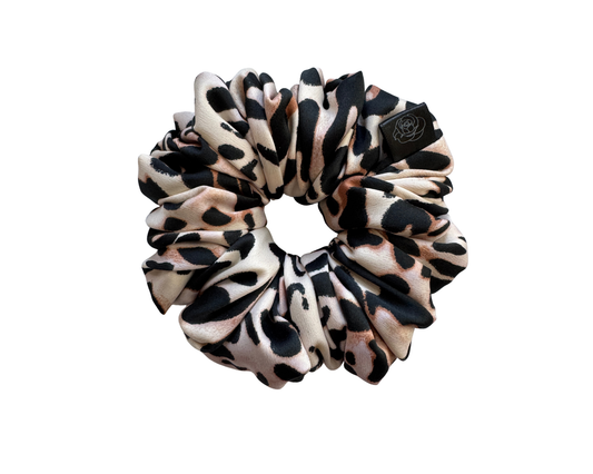 Classic Rose Leopard Dream